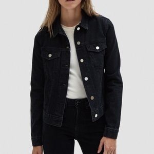 Zara • Black Denim Jacket